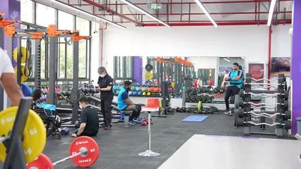 设施完善 服务专业 杭州亚残运村健身中心，一个满足多样化需求的活力港湾